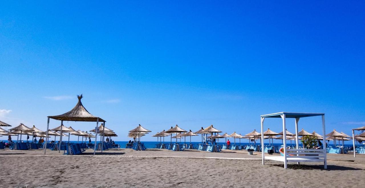 Beachfront, Tirana Guest House Velipojë Esterno foto