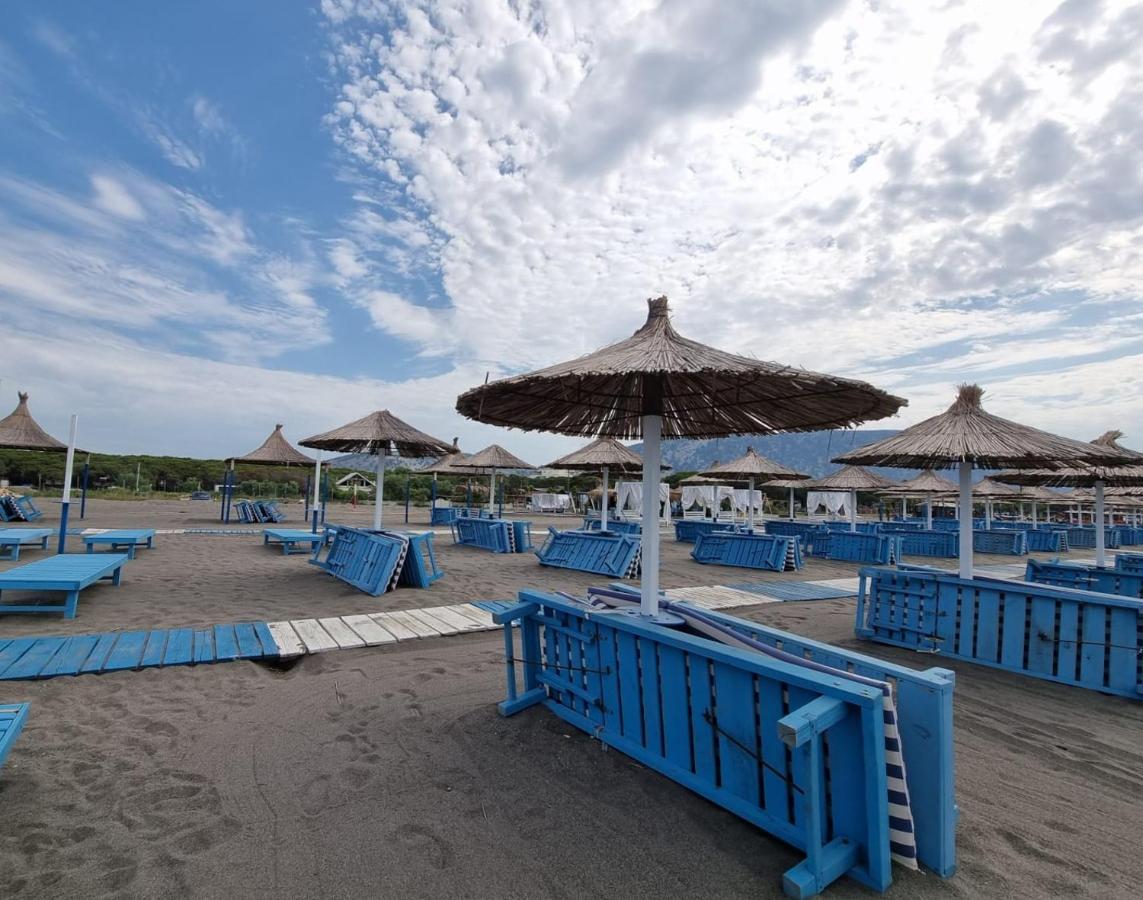 Beachfront, Tirana Guest House Velipojë Esterno foto