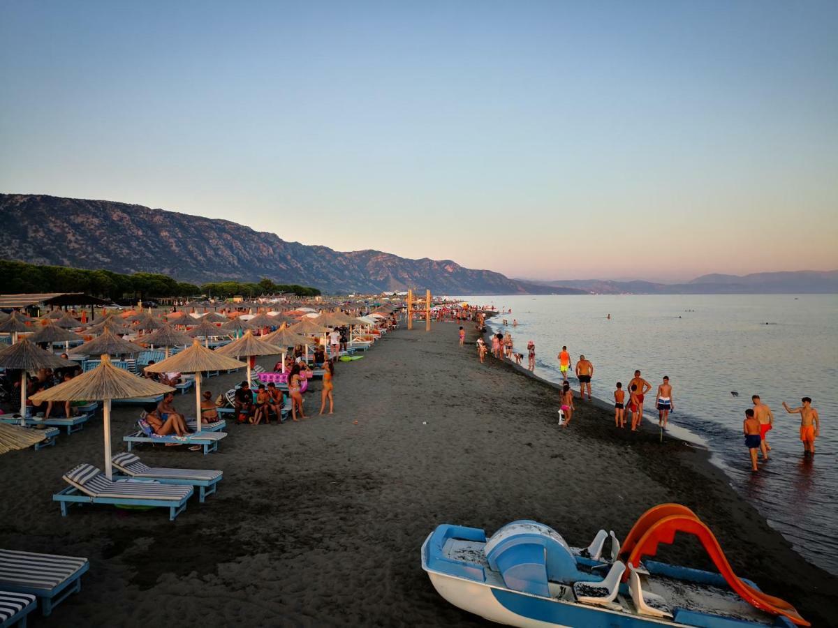 Beachfront, Tirana Guest House Velipojë Esterno foto